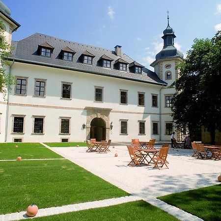 Jufa Hotel Schloss Roethelstein Адмонт Екстериор снимка