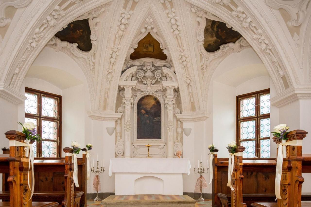 Jufa Hotel Schloss Roethelstein Адмонт Екстериор снимка