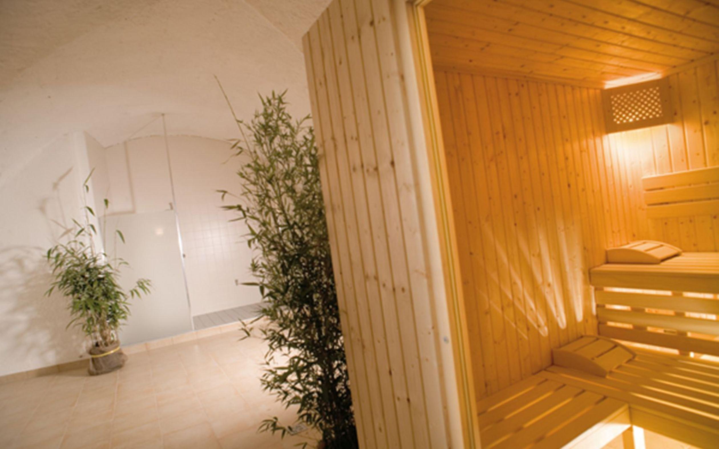 Jufa Hotel Schloss Roethelstein Адмонт Екстериор снимка