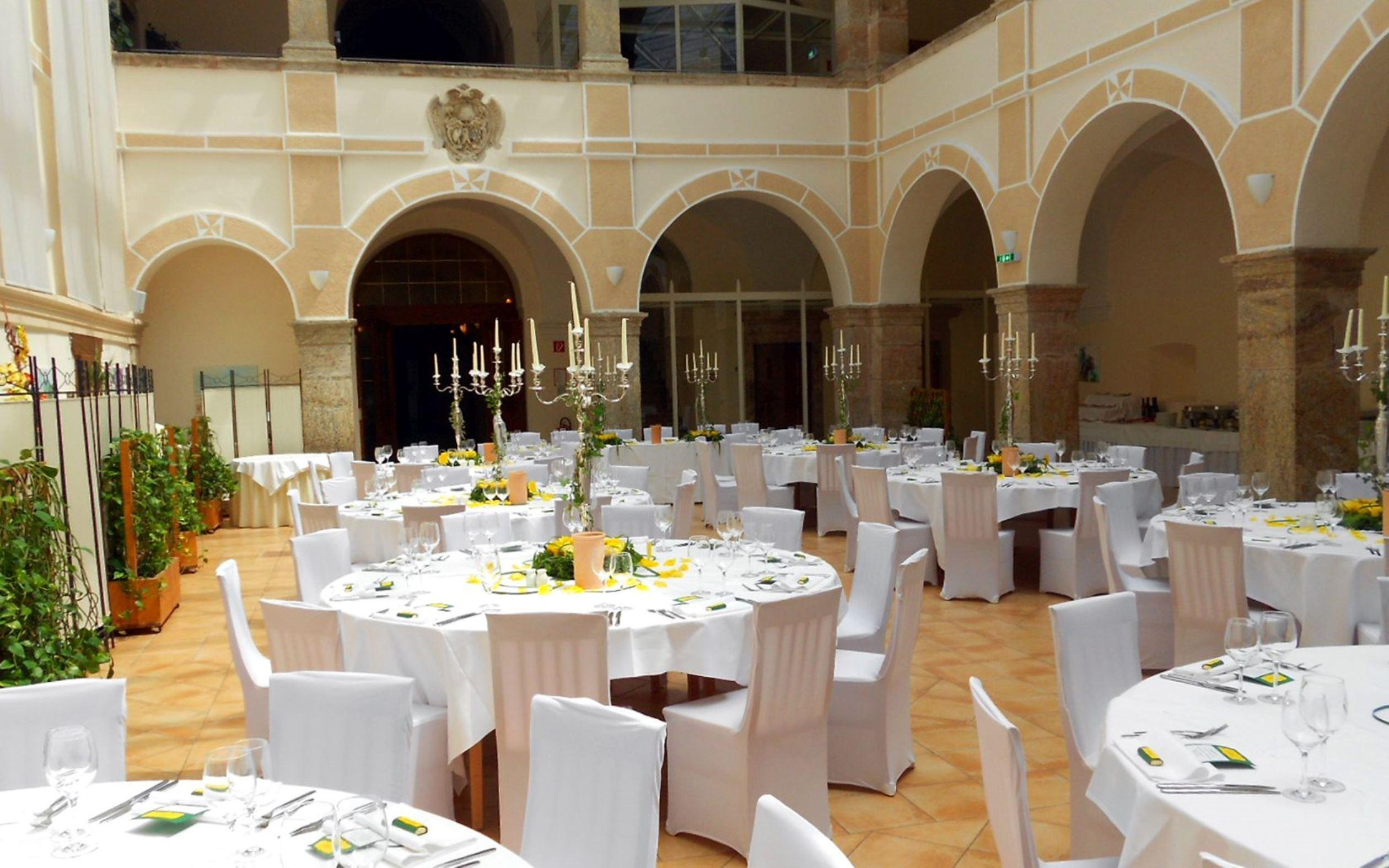 Jufa Hotel Schloss Roethelstein Адмонт Екстериор снимка