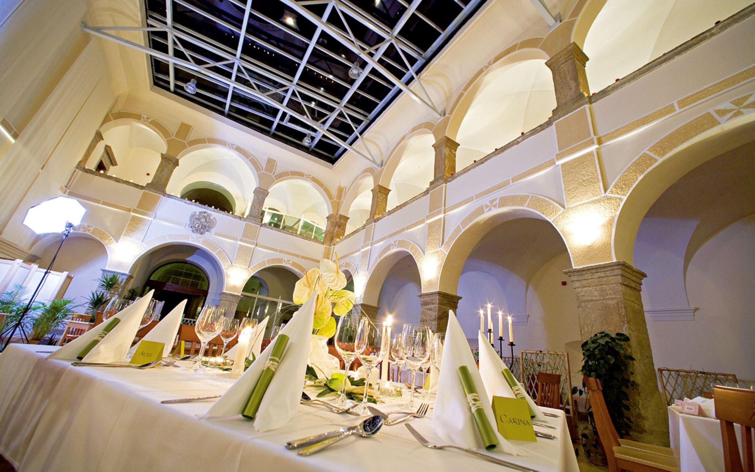 Jufa Hotel Schloss Roethelstein Адмонт Екстериор снимка