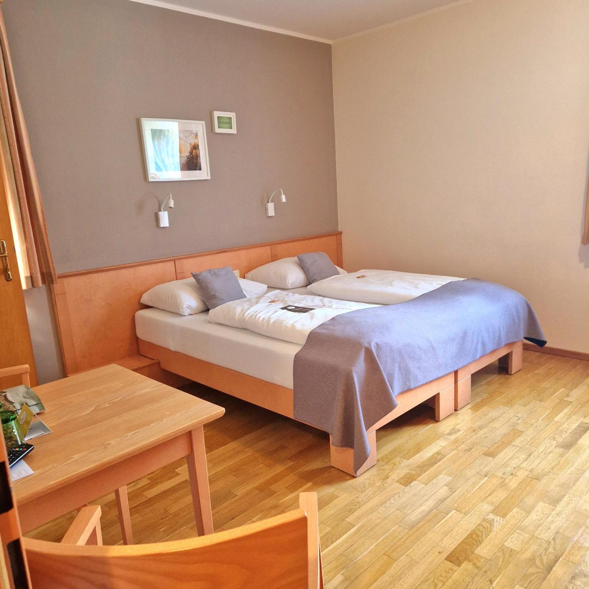 Jufa Hotel Schloss Roethelstein Адмонт Екстериор снимка