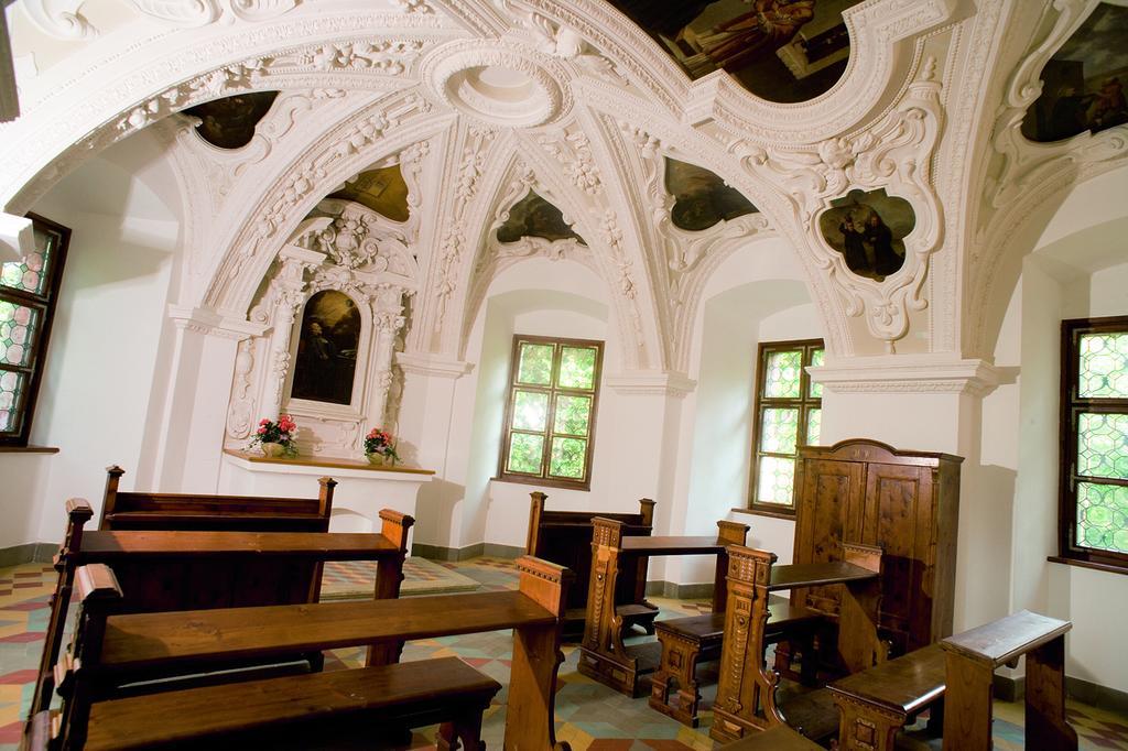 Jufa Hotel Schloss Roethelstein Адмонт Екстериор снимка