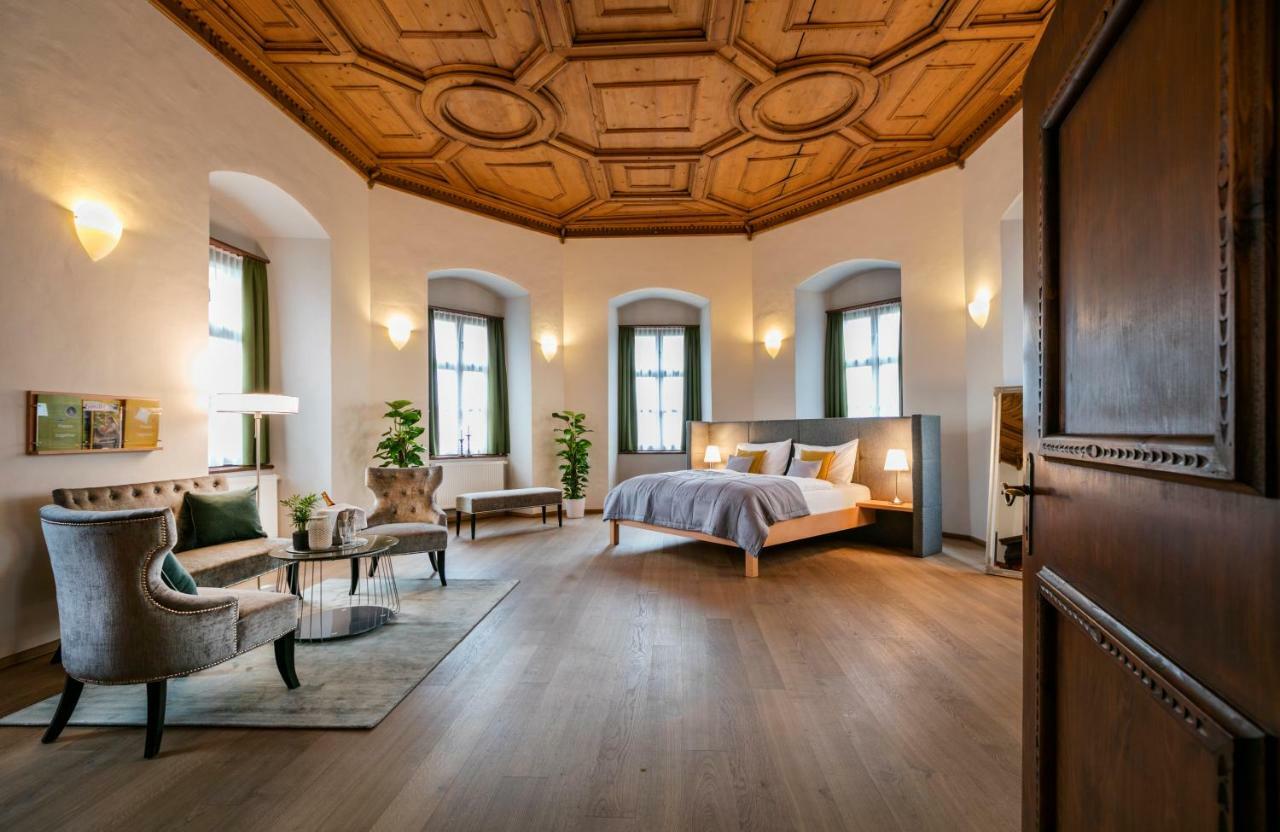 Jufa Hotel Schloss Roethelstein Адмонт Екстериор снимка