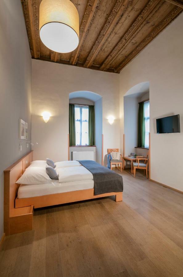 Jufa Hotel Schloss Roethelstein Адмонт Екстериор снимка